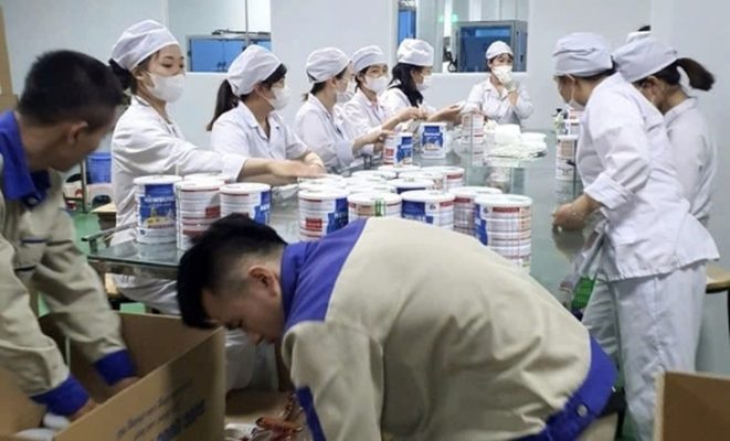Khởi Tố Thêm 4 Bị Can Vụ án Sản Xuất, Buôn Bán, Tiêu Thụ Sữa Bột Giả